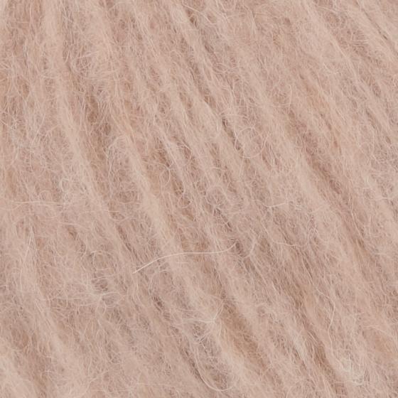 1170 0027 LANGYARNS BabyLama C Print